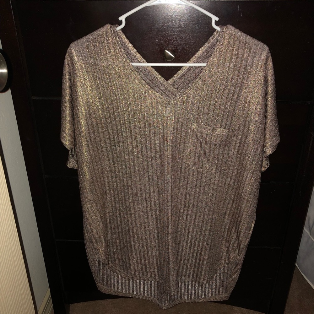 v neck
